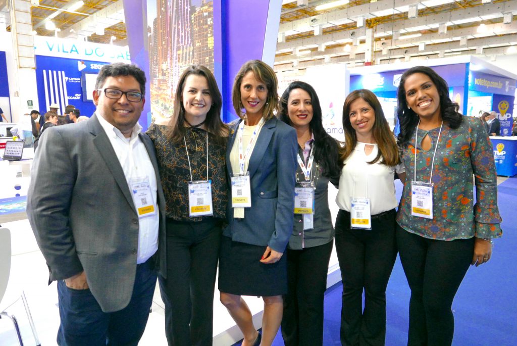 A superequipe da Copa Airlines = Julio Sato + Jackie Ledo + Rosana Caporal + Liamar Constante + Luciana Veiga + Ana Leite