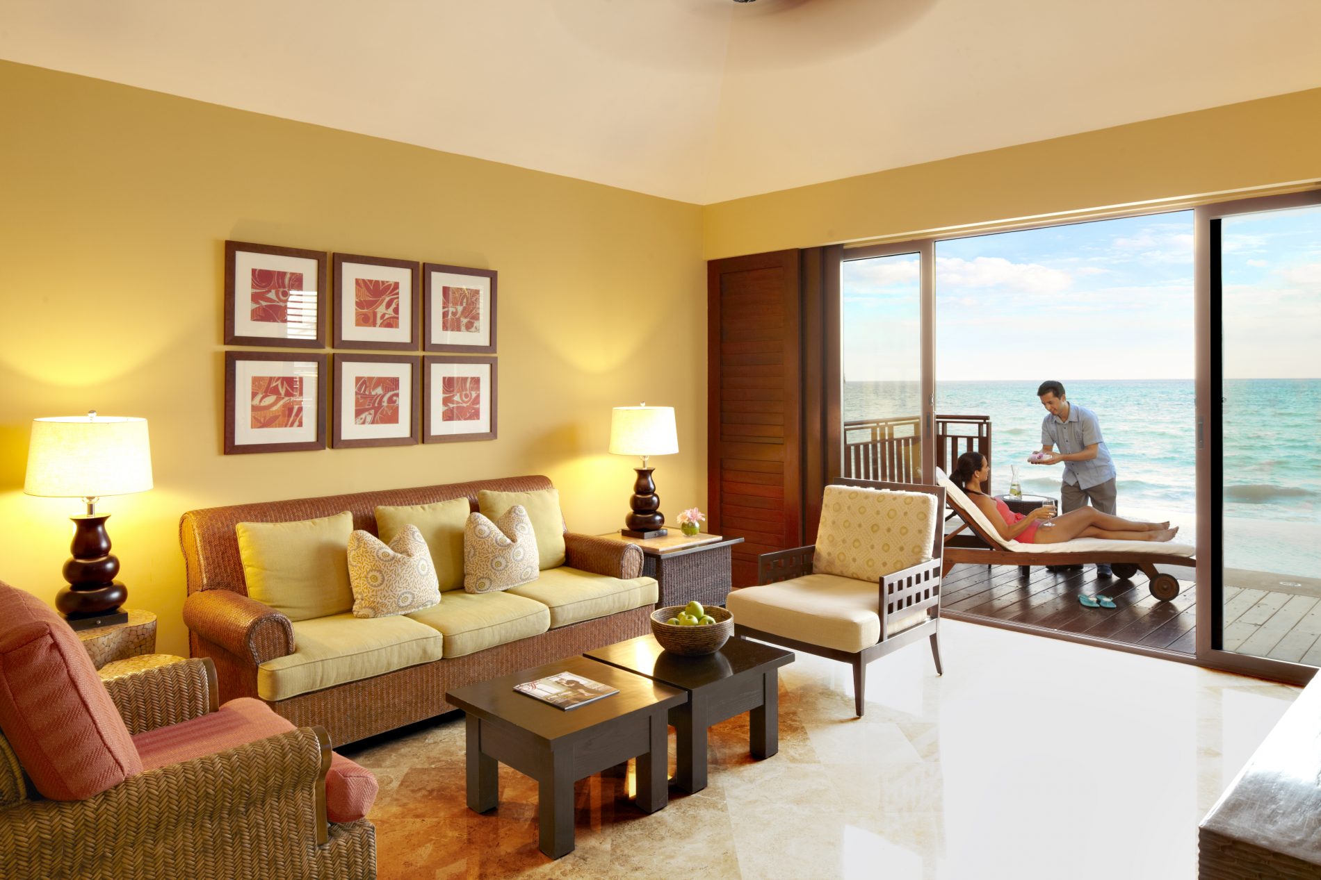 Uma das luxuosas habitações do Fairmont Mayakoba, pé na areia (Fairmont Hotels/Divulgação)