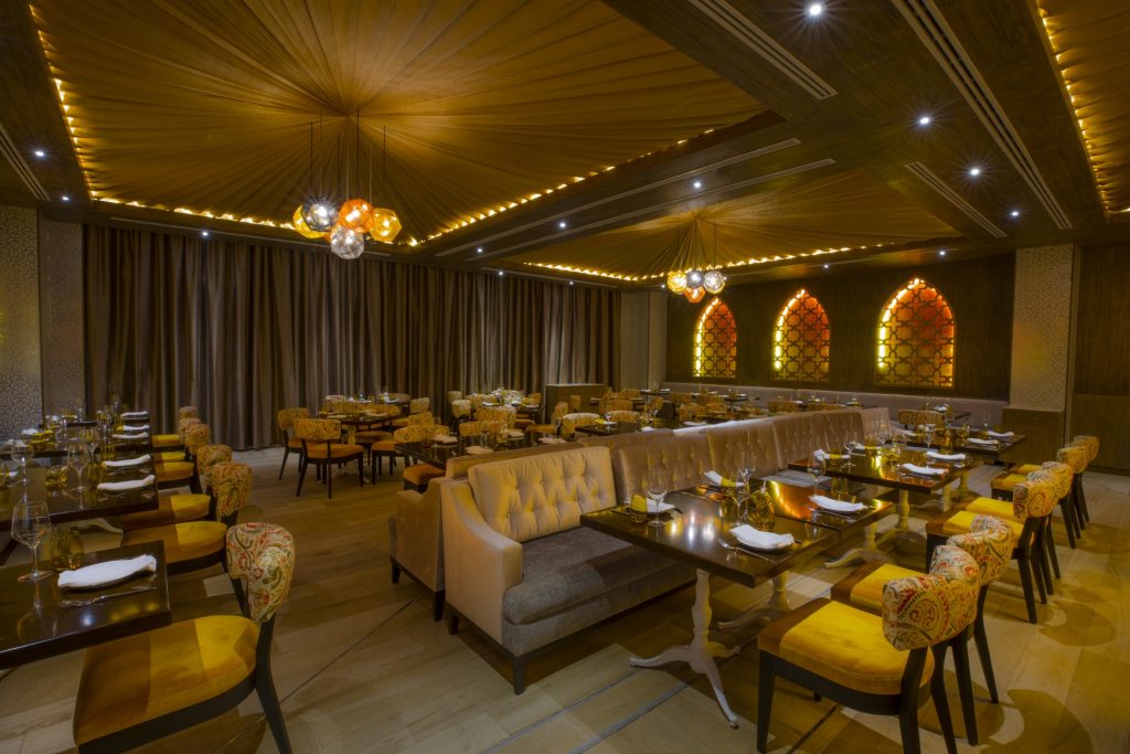 Ambiente do restaurante Habibi, especializado em culinária libanesa