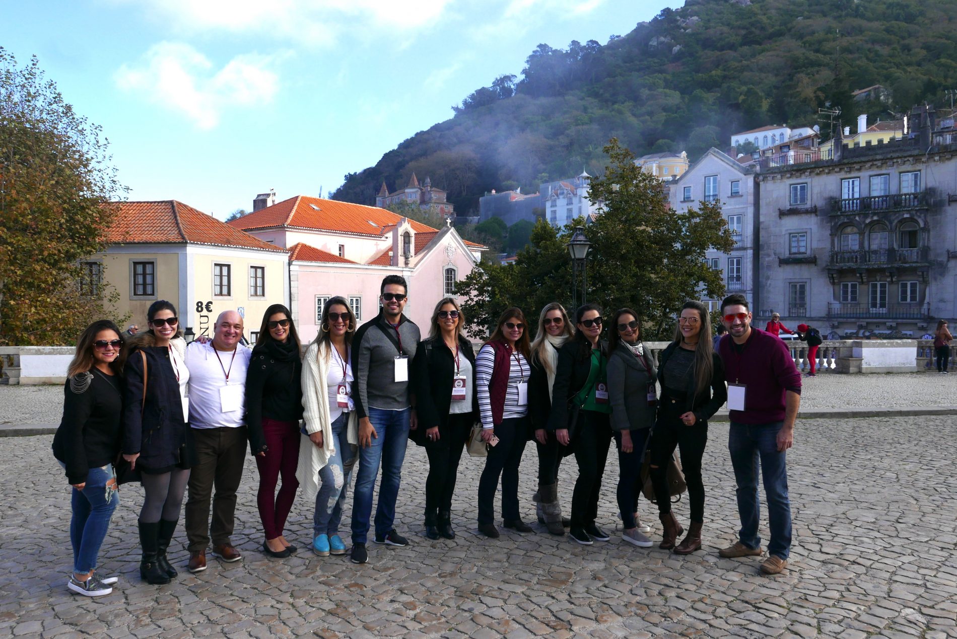 Em Sintra, os convidados tiveram tempo livre para percorrer a cidade e dividiram-se em grupos