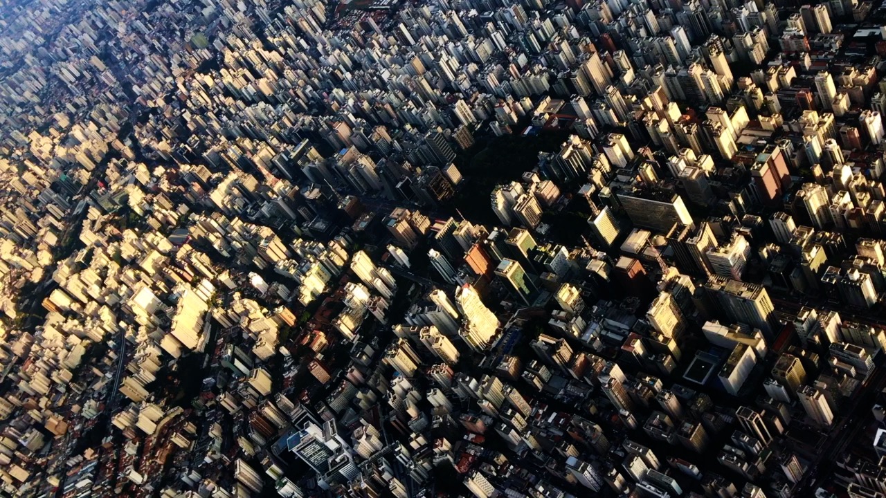 São Paulo vista do alto, na hora de aterrissar