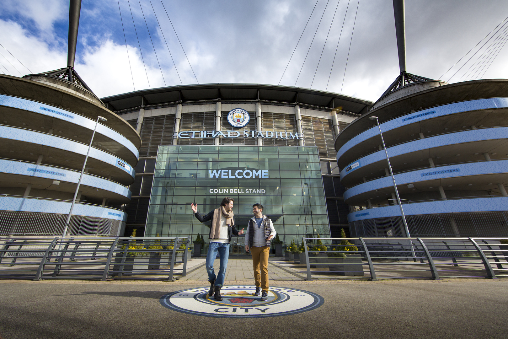 O Etihad Stadium, na cidade de Manchester, é uma atração para os apaixonados pelo futebol