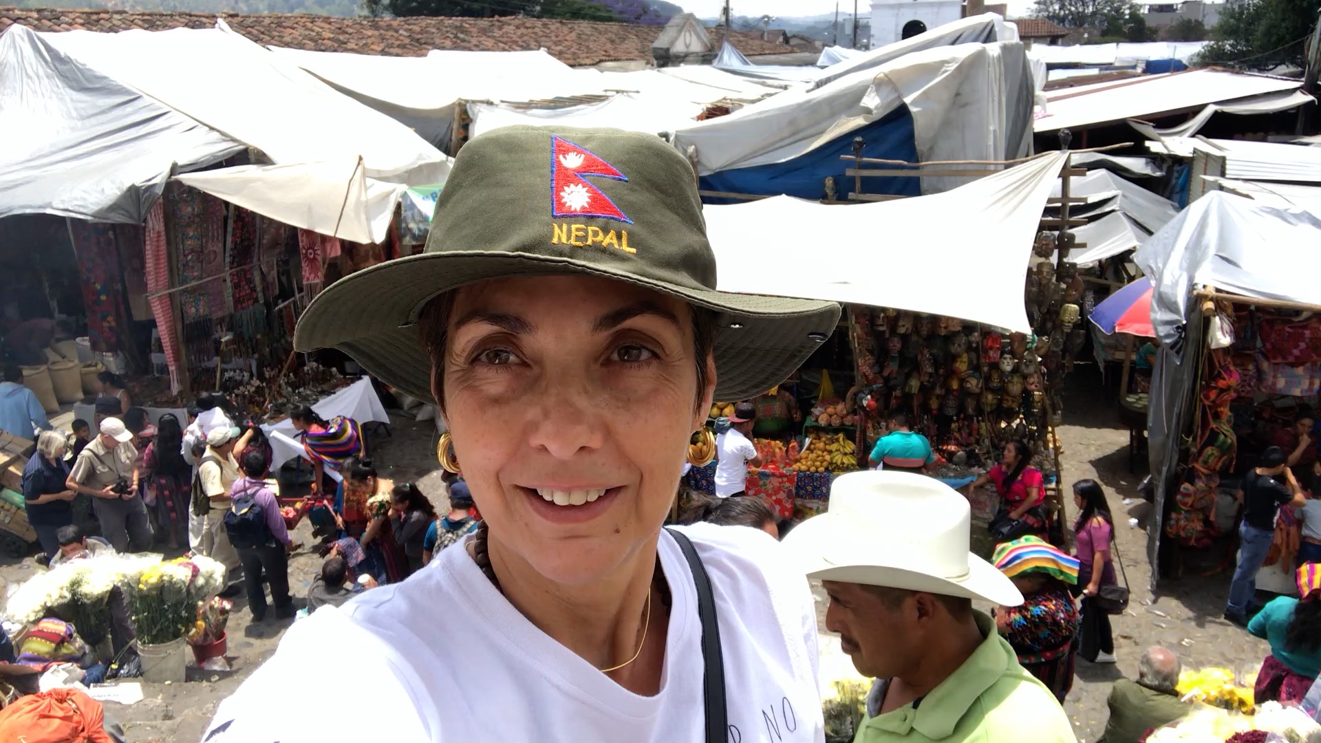 Claudia Tonaco na Guatemala Chichicastenango