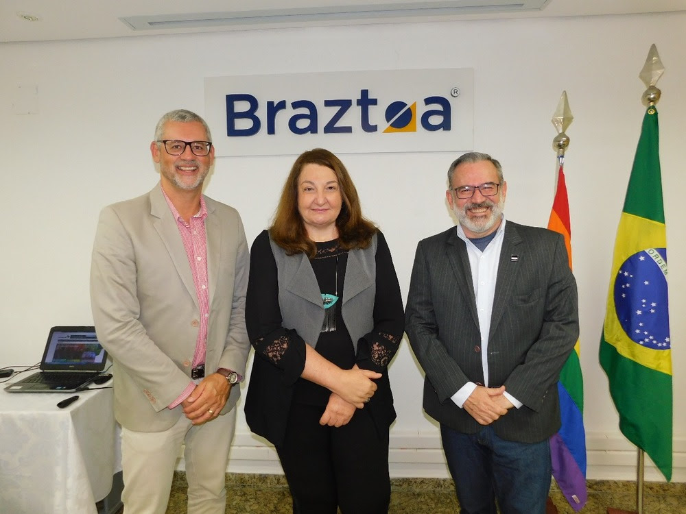 TURISMO LGBTI É TEMA DE DEBATE DOS ASSOCIADOS BRAZTOA