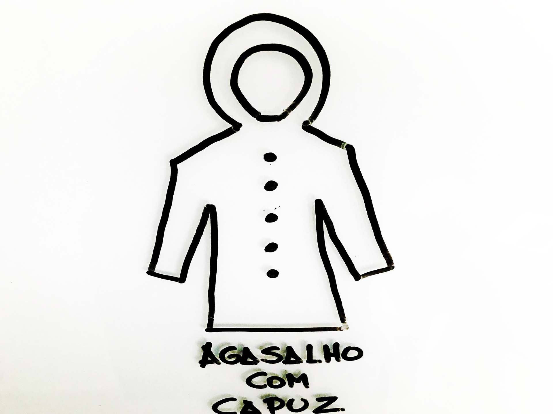 Agasalho com capuz
