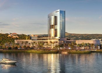 Vista geral do complexo corporativo onde DoubleTree by Hilton está sendo construído em parceria com a Atlantica Hotels