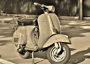 Vespa, Moto, Itália