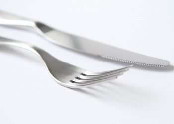 Jantar sozinha
