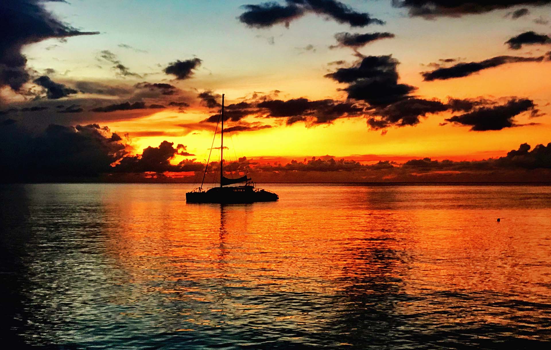 Montego Bay Catamarã