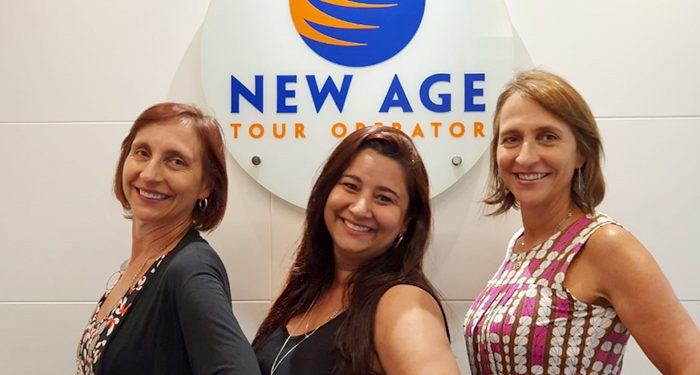Flavia Cruz New Age