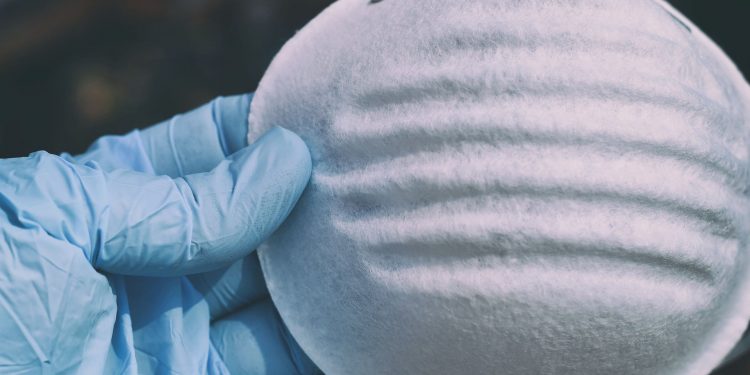 Máscara proteção coronavírus pandemia