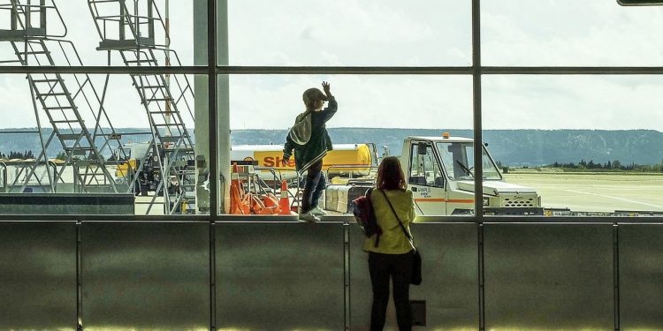 Autorização de viagem para menores