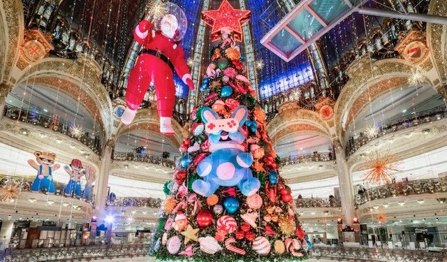 Confira a decoração de natal da Galeries Lafayette em 2021 - Travel3