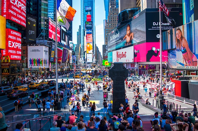 Times Square, em Nova Iorque, um dos destinos mais procurados por quem quer viajar para os Estados Unidos em 2022