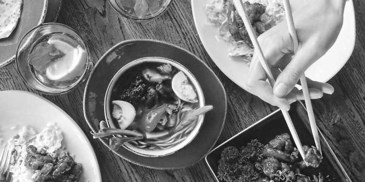 Faça uma viagem pela culinária chinesa