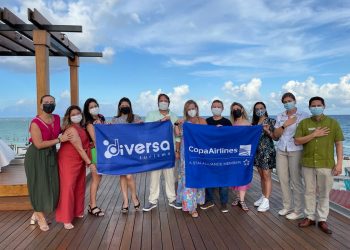 Agentes premiados pela Diversa no famtour em Playa del Carmen, México