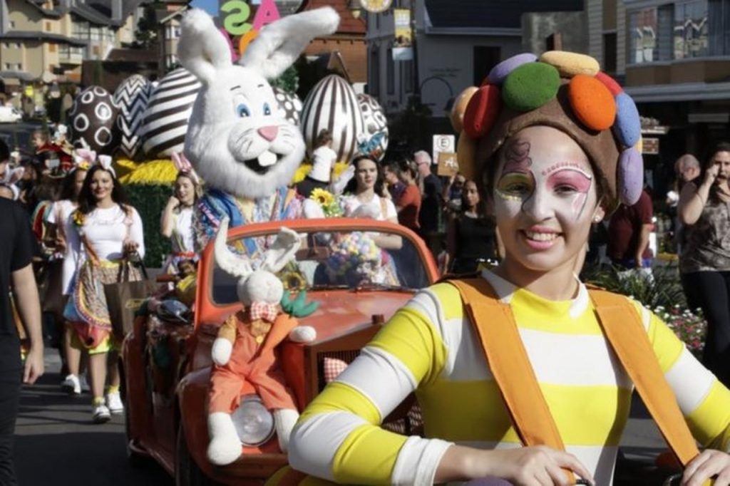 Desfile de Páscoa em Gramado