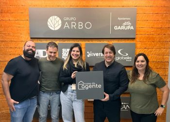 Casa do Agente e time de marketing, responsável pela elaboração do novo site