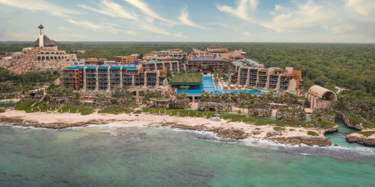 Hotel Xcaret Arte