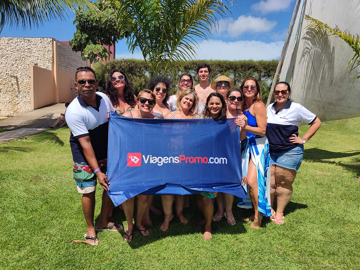 Equipe ViagensPromo e Agentes no Parrachos Praia Clube Equipe ViagensPromo e Agentes no Parrachos Praia Clube