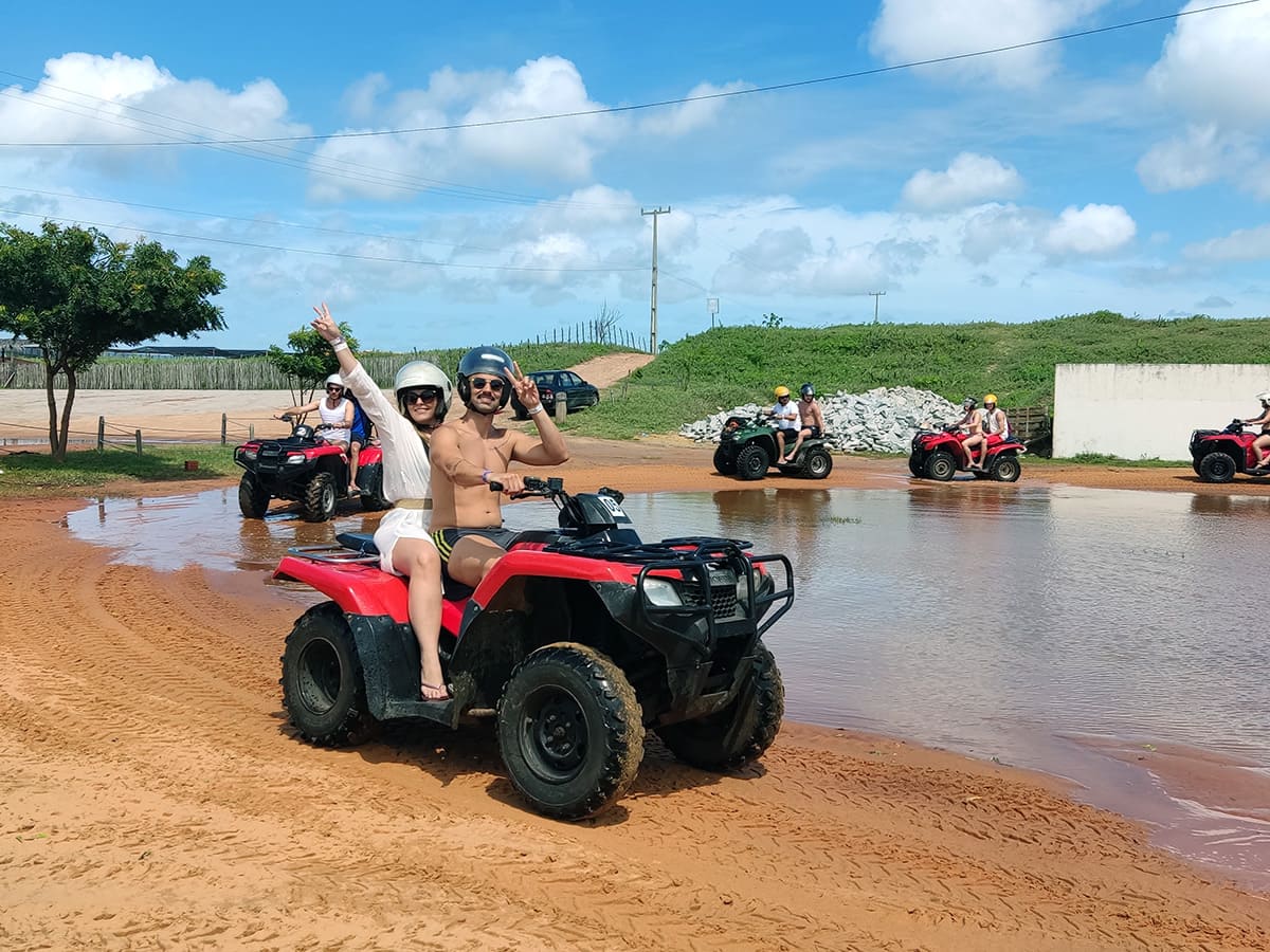 maracajau10 Agentes no Passeio de Quadriciclo do Parrachos Praia Clube