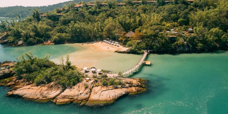 Ponta dos Ganchos Exclusive Resort