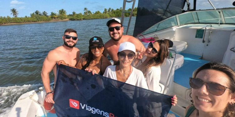 Grupo no Transamérica Comandatuba
