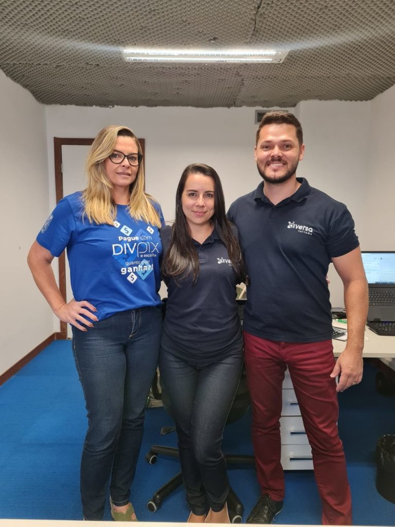 Diversa Turismo - 2022 - Contratações