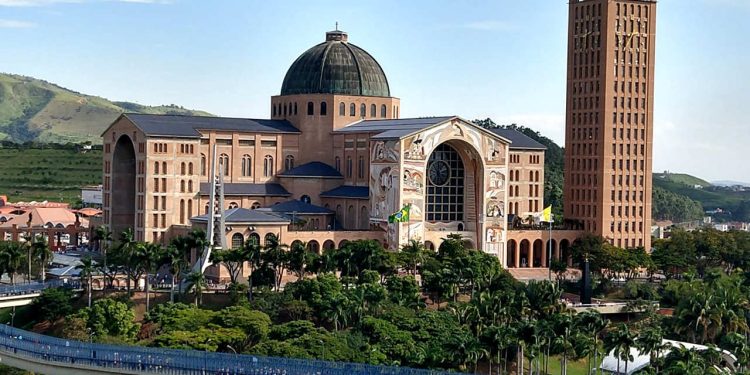 Santuário Nacional de Aparecida - Turismo da Fé