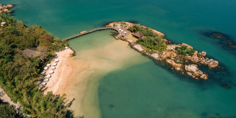 Ponta dos Ganchos Verão