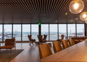 Spring into Travel - Campanha Plaza Premium Group