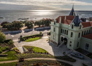 Hotel Vila Foz - opção para a alta temporada no verão europeu