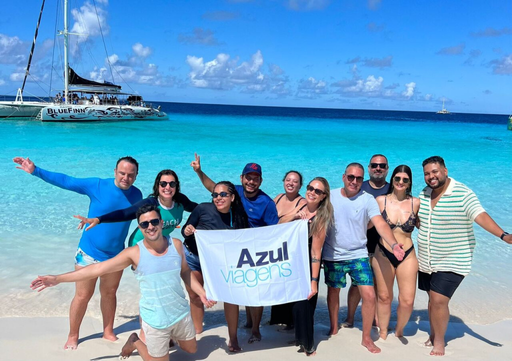 Famtour Azul Viagens e Curaçao