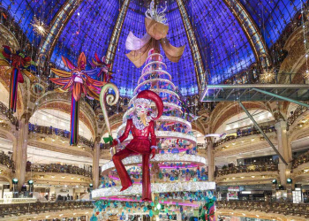 Grande Árvore de Natal da Galeries Lafayette 2023
