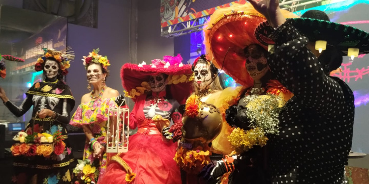 Las Catrinas no evento Aeromexico e RCD Hotels