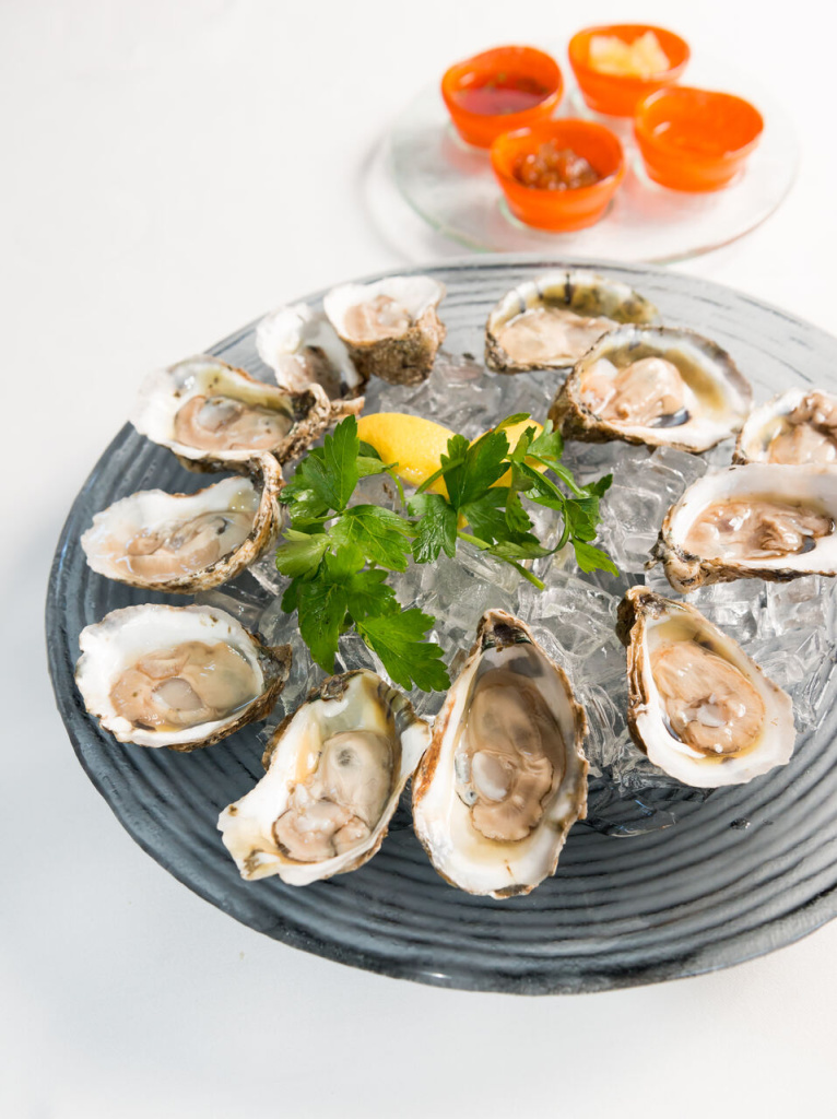 Ostras do Kimball's Kitchen Restaurant at The Sanderling Resort
