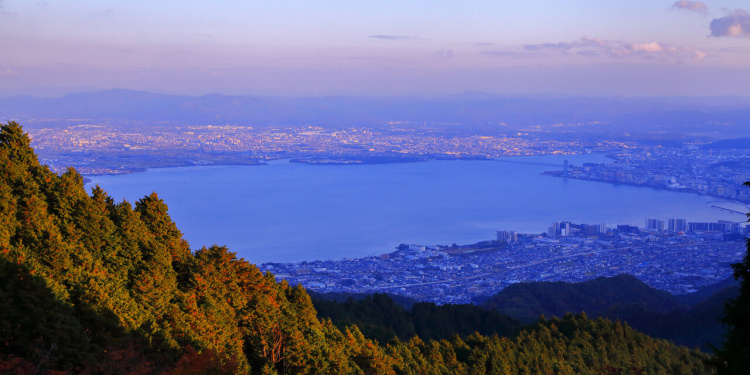 Por do Sol no Lago Biwa, Japão