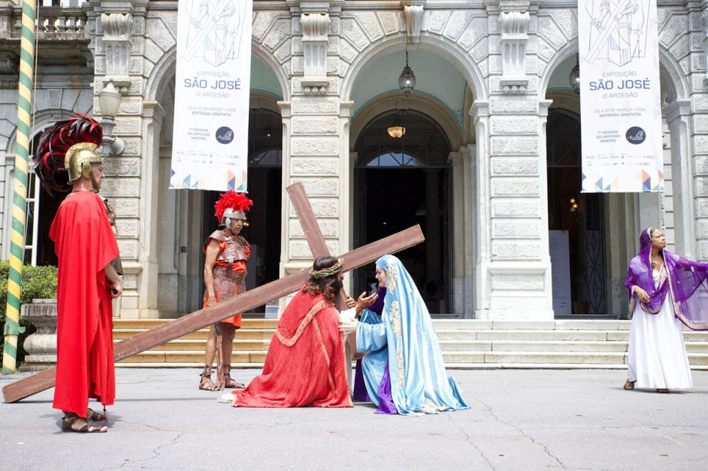 Encenação Paixão de Cristo no Palácio da Liberdade, em Belo Horizonte