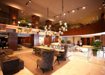 Lobby Grand Mercure Curitiba Rayon