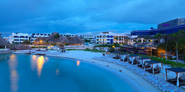 HRH Riviera Maya