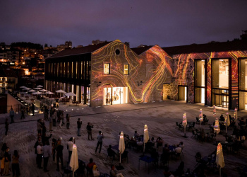 WOW