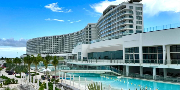 AVAResortCancun - RCD Hotels