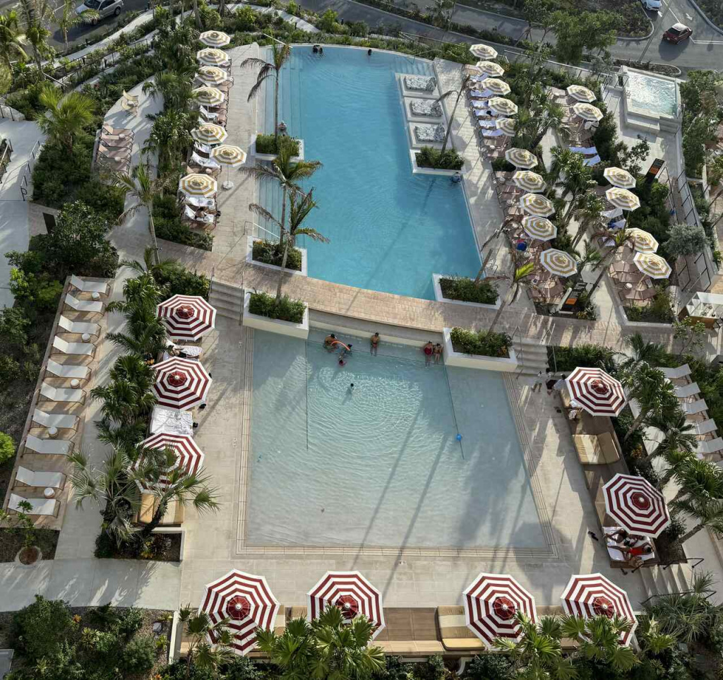 Indigo Piscina
