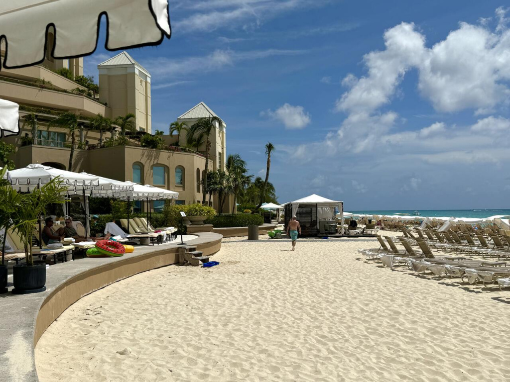 The Ritz-CarltonGrandCayman