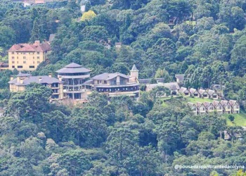 Mirante da Colyna, cercado pela Serra da Mantiqueira em Monte Verde