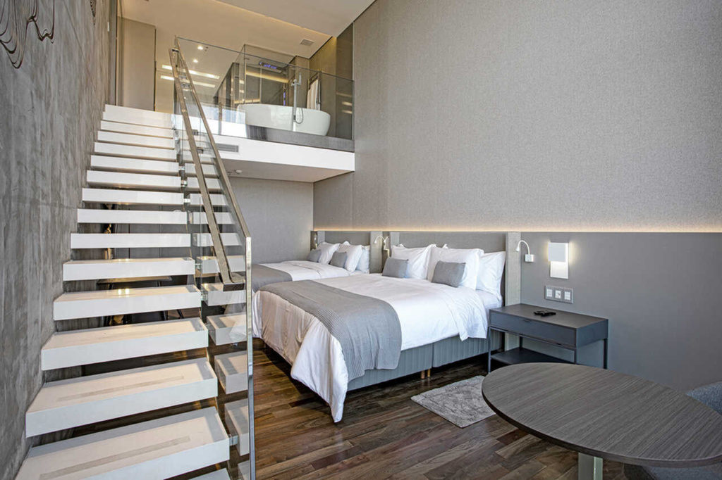 Suryya Curio Collection by Hilton