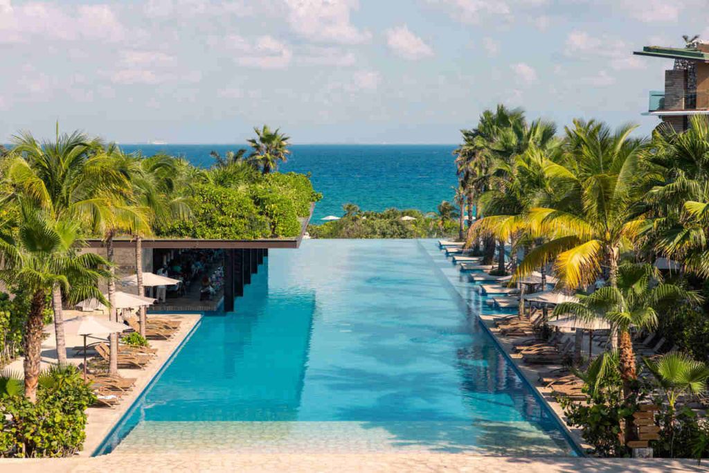 xcaret 018-InfinityPool