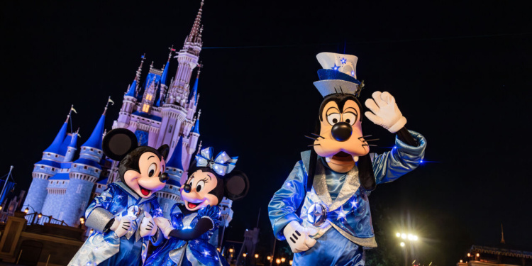 desfile noturno Disney Starlight