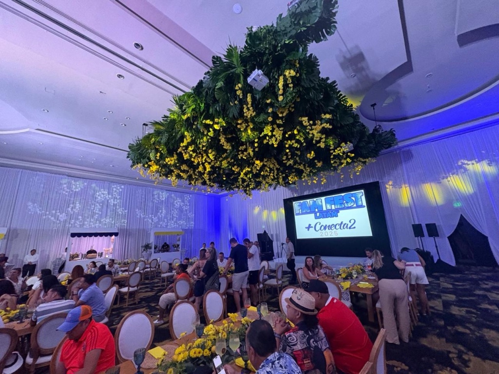 hrhcancun almoço