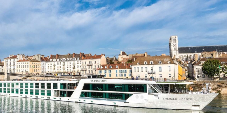 Emerald Liberté - Emerald Cruises